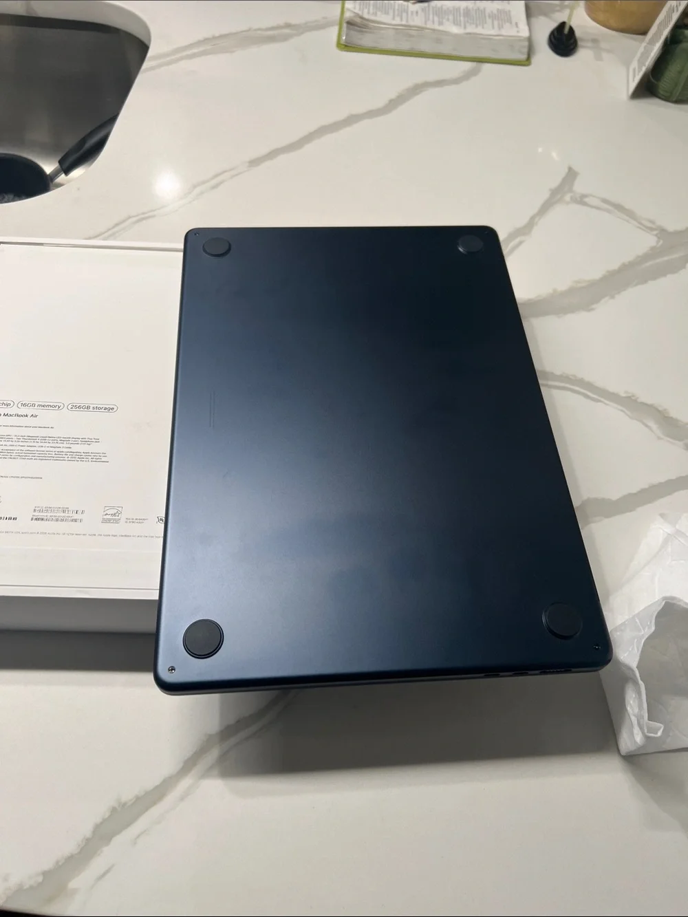 Apple MacBook Air - 15 “ midnight color